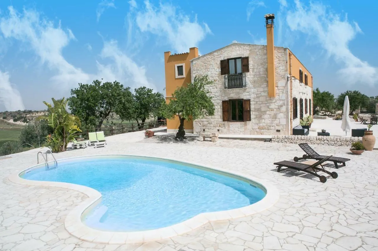 Villa Zammarra Casa Maccari 3*,  Italy